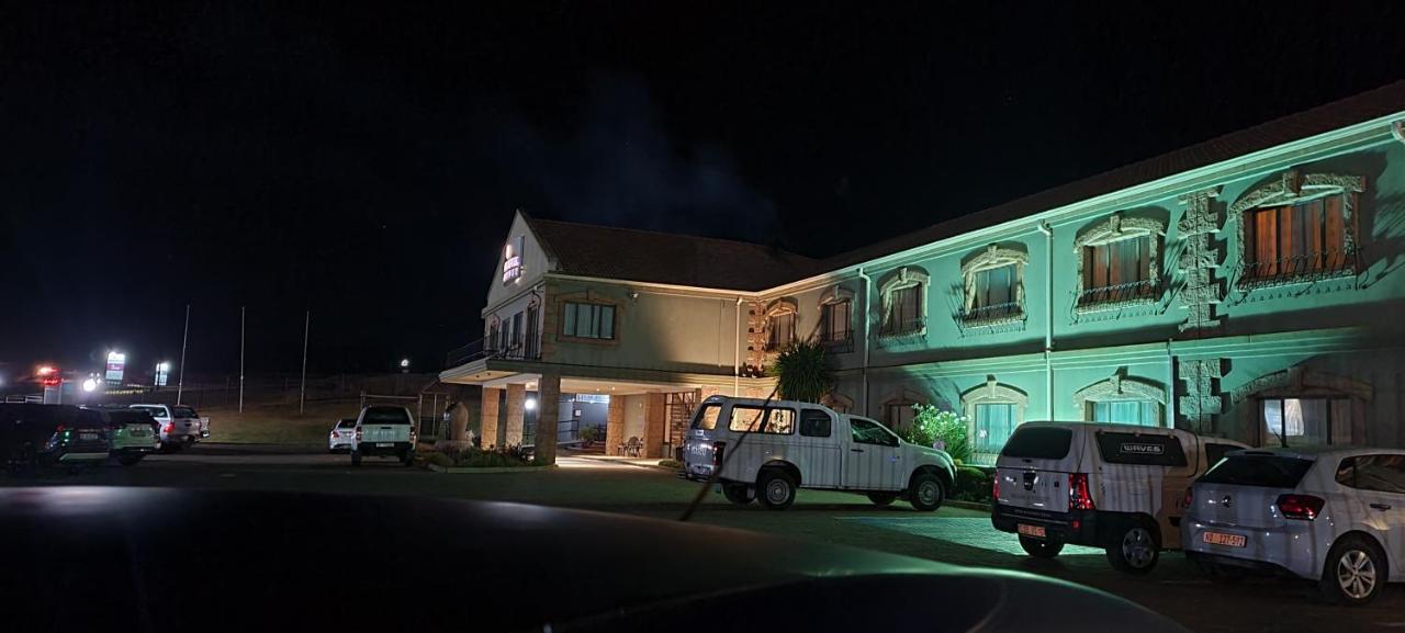 Protea Hotel By Marriott Harrismith Montrose Exterior photo