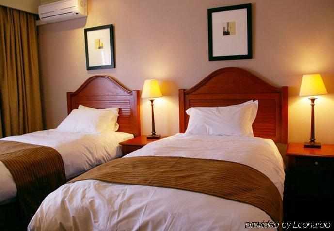 Protea Hotel By Marriott Harrismith Montrose Exterior photo